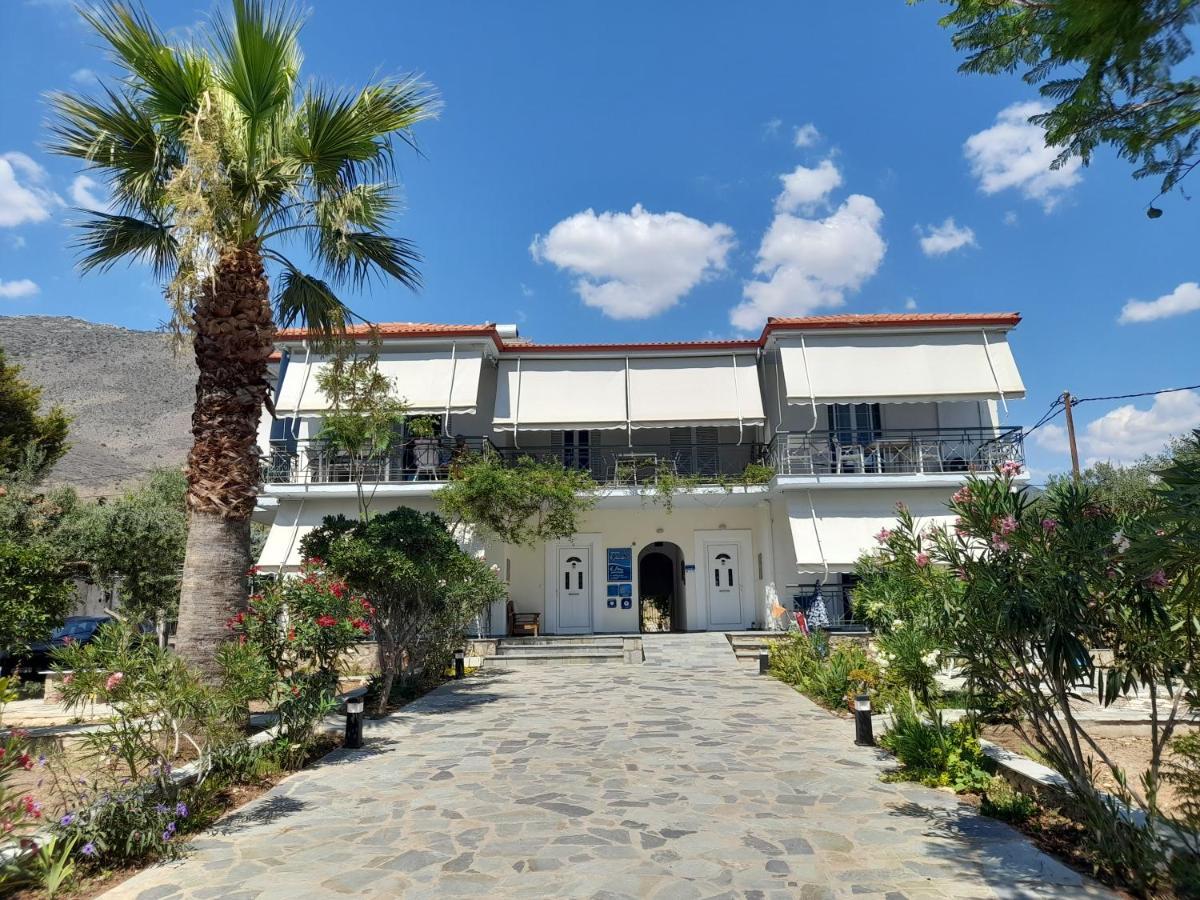 Elea Guesthouse Galaxidi Exterior photo